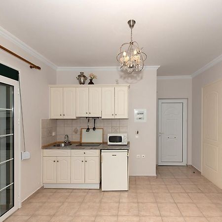 Andretina Sea View Apartments 티실리비 외부 사진
