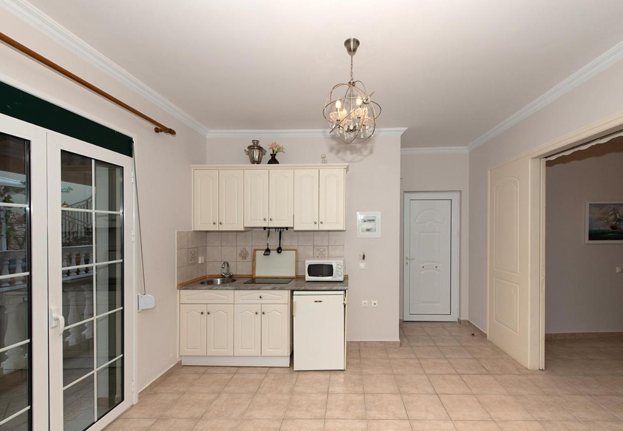 Andretina Sea View Apartments 티실리비 외부 사진