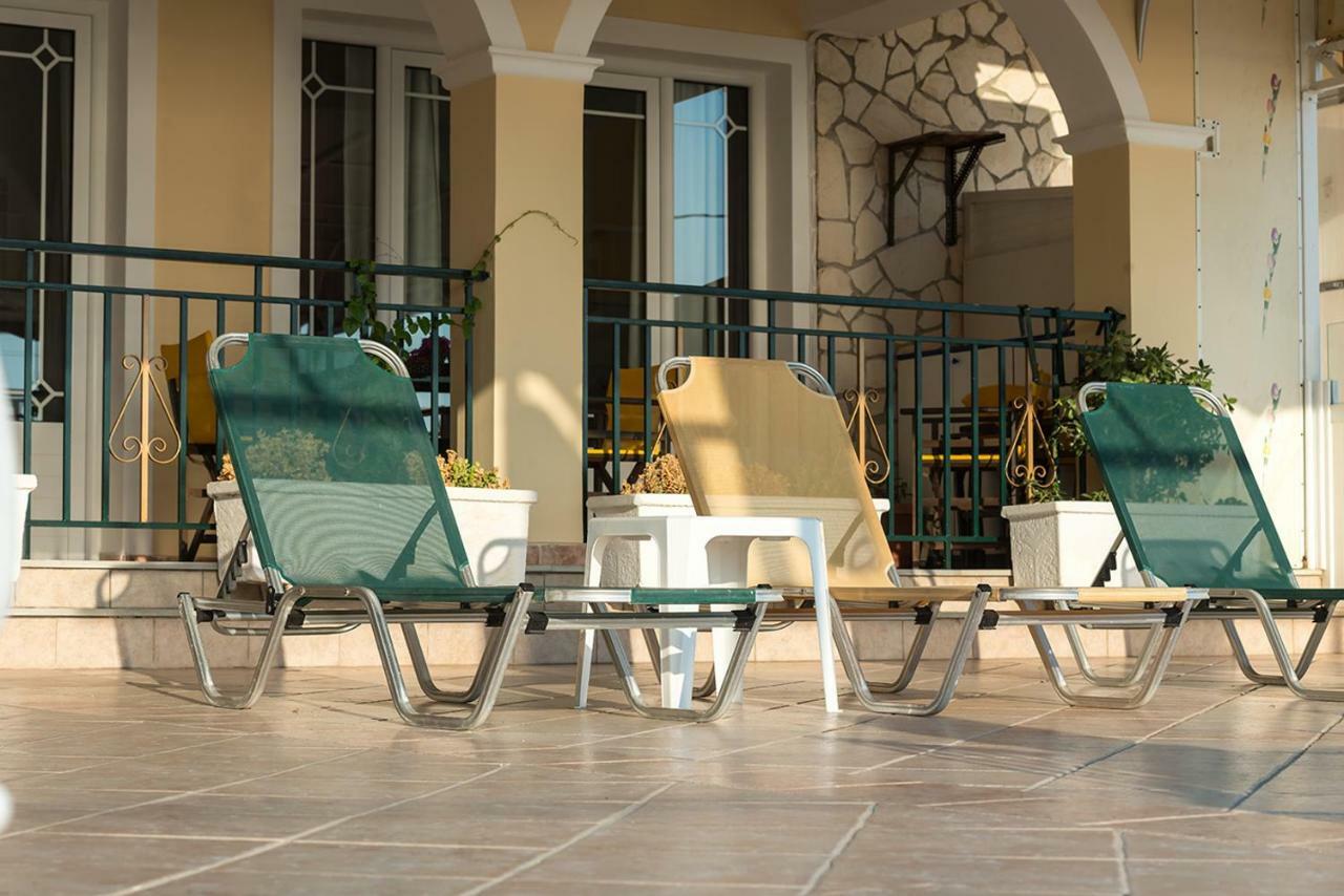 Andretina Sea View Apartments 티실리비 외부 사진